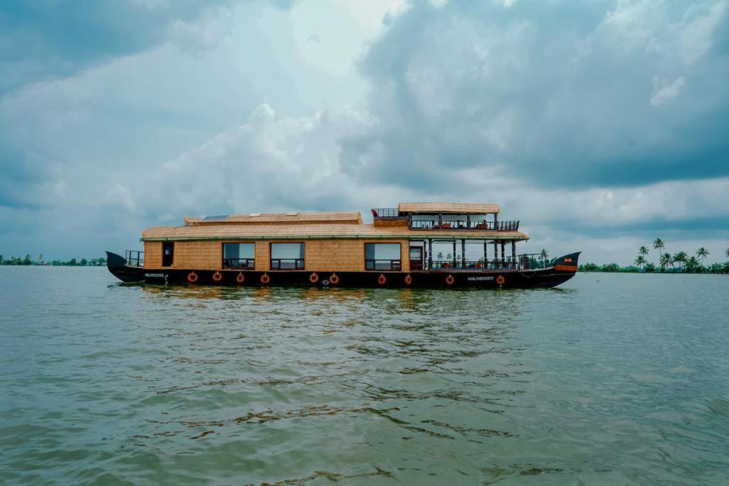 Why Not Houseboat Alappuzha Exterior foto