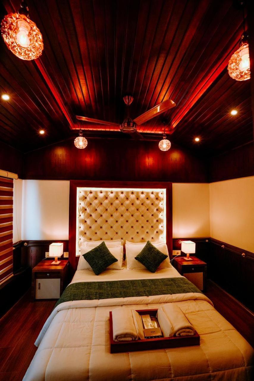 Why Not Houseboat Alappuzha Exterior foto